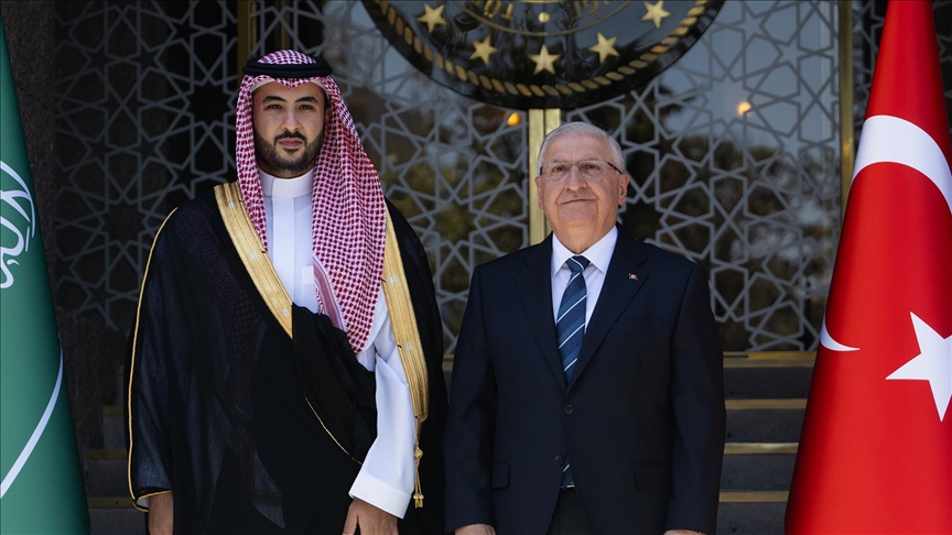 Milli Savunma Bakanı Güler, Suudi Arabistan Savunma Bakanı Selman ile telefonda görüştü — Detaylı Analiz