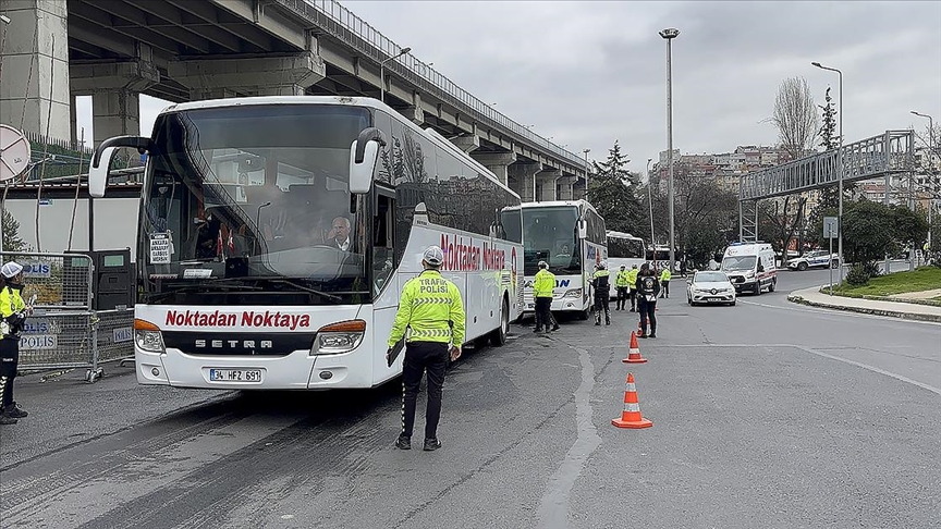 Polis ekipleri, bayram öncesi kapsamlı İstanbul Otogarı'nda denetim yaptı