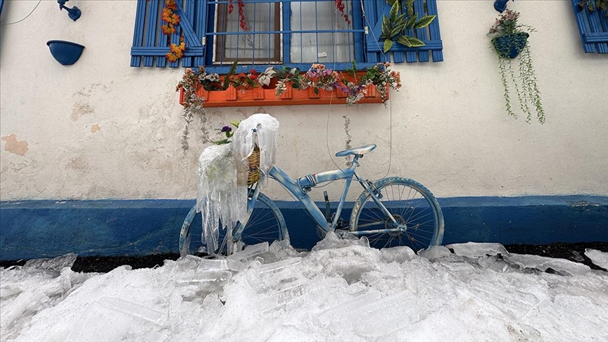 Erzurum, Ardahan, Ağrı ve Kars'ta aralıklarla kar etkili oluyor — Detaylı Analiz