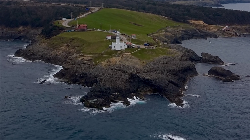 İnceburun Feneri 163 yıldır denizcilerin güvenli rotası oluyor — Detaylı Analiz