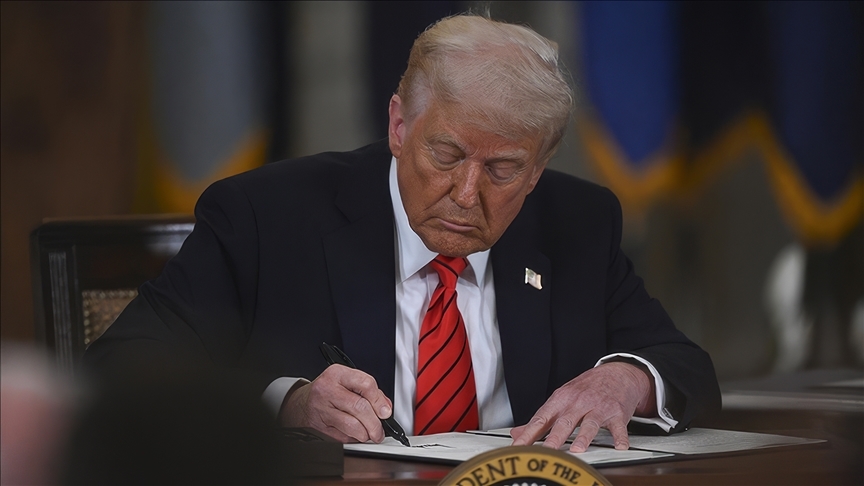 ABD Başkanı Trump, konut sahipliğini kolaylaştırmaya yönelik iki kararname imzaladı