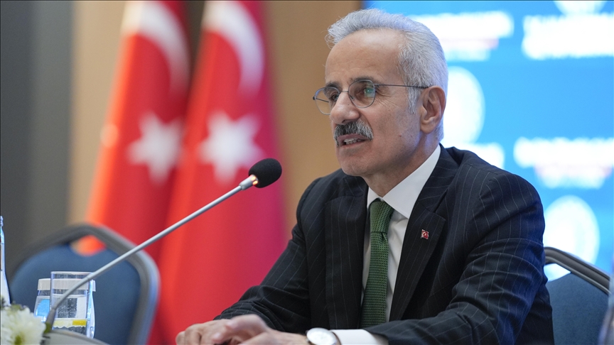 Bakan Uraloğlu: Kalkınma Yolu'nun ülkemiz ekonomisine 55 milyar dolarlık katkısı olacağını öngörüyoruz — Detaylı Analiz