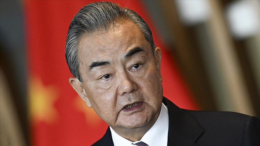 Çin Dışişleri Bakanı Vang: Tüm ülkeler, çatışan tarafları askeri operasyonların 'dur' düğmesine basmaya çağırmalı — Detaylı Analiz