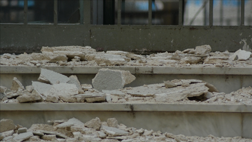 Yunanistan'da 5,3 Şiddetindeki Deprem 140'tan Fazla Binada Hasara Yol Açtı