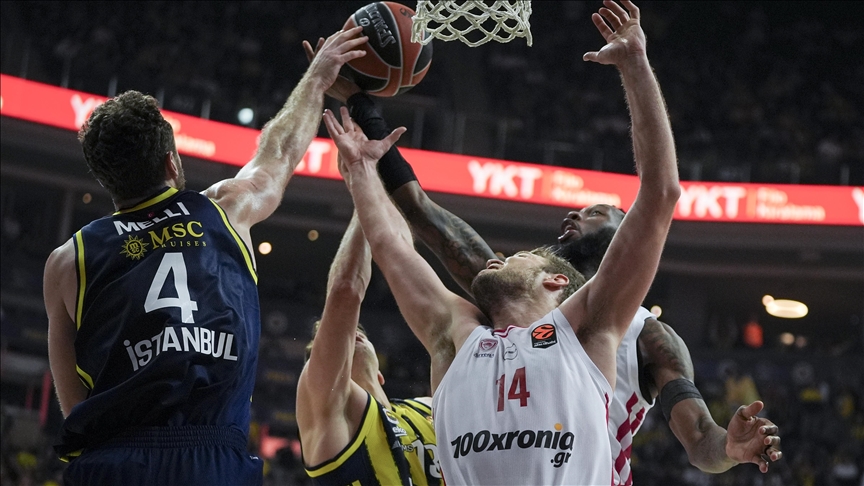 Basketbol Avrupa Ligi'nde ertelenen Olympiakos-Fenerbahçe Beko maçı yarın oynanacak — Detaylı Analiz