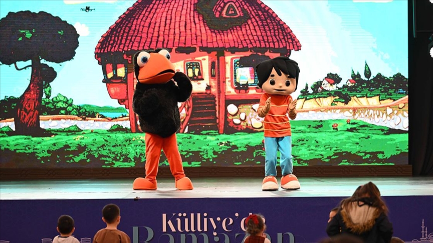 Ege ile Gaga Müzikali, Beştepe'de Çocuklarla Buluştu