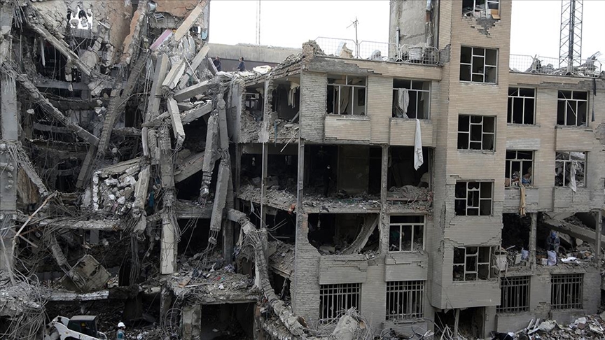 İran'ın başkenti Tahran’da patlamalar meydana geldi — Detaylı Analiz