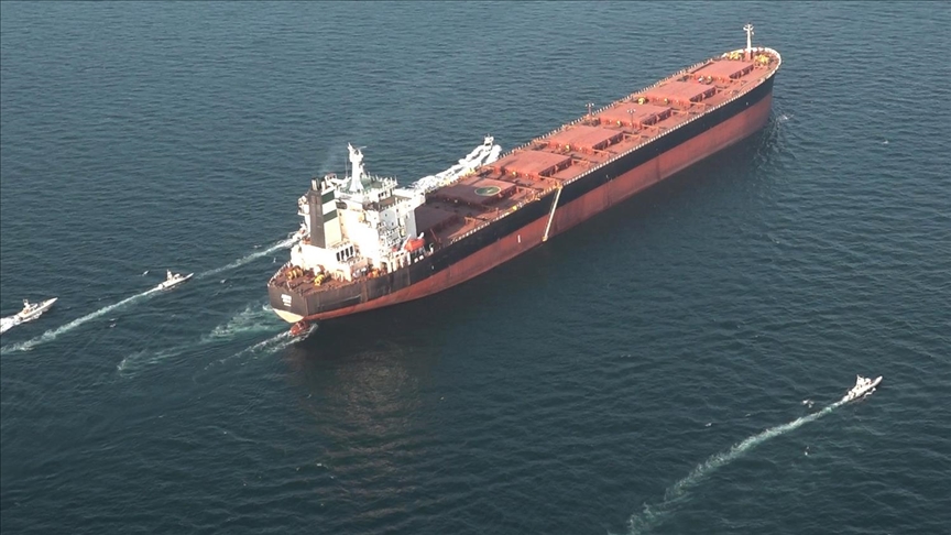 İran saldırıları sonrası Hürmüz Boğazı'ndan mart ayında şu ana kadar 77 gemi geçti