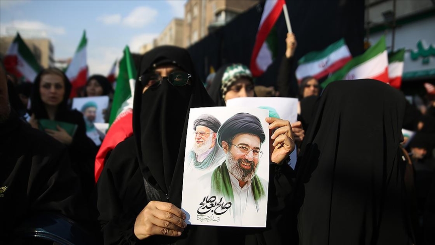 Mücteba Hamaney'in İran Liderliği: Gelecekte Neler Bekleniyor?