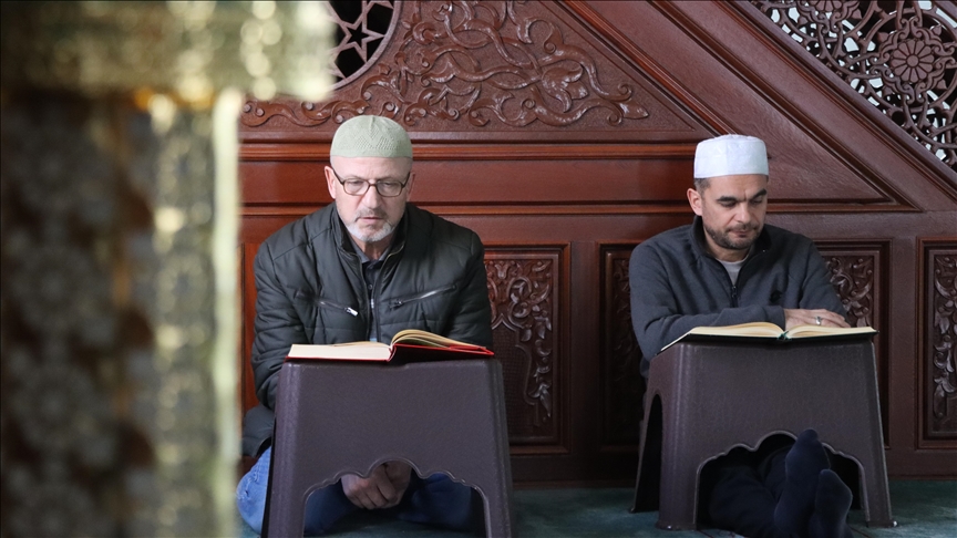 Kırklareli'nde itikafla ramazanın manevi iklimini yaşıyorlar