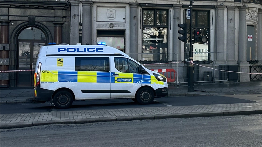 Londra'da başörtülü kadına araç çarpması İslamofobi saldırısı olarak değerlendirildi