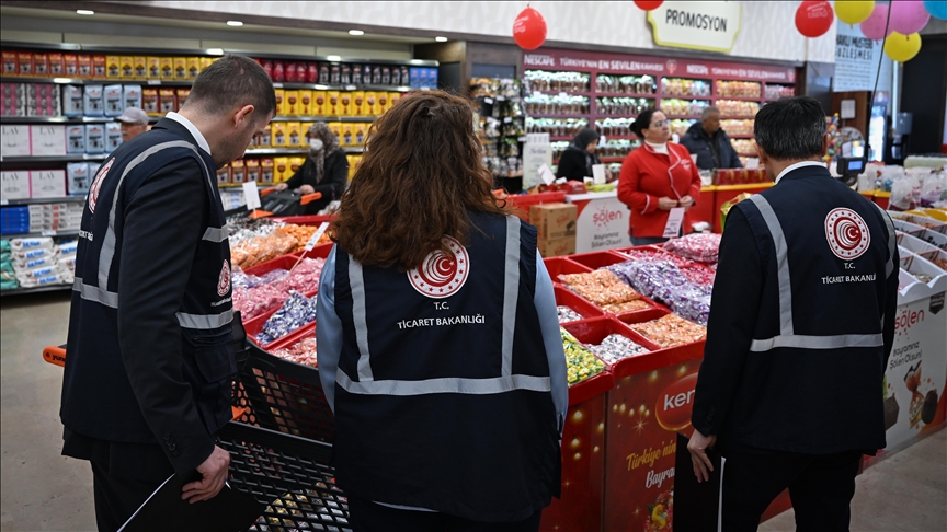 Ankara'da Ramazan Bayramı Öncesi Marketlerde Fiyat Denetimi Yapıldı