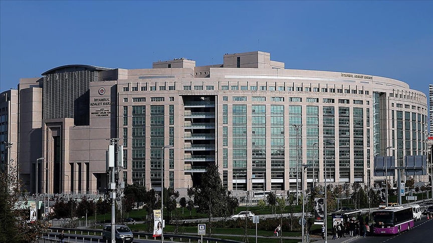 İstanbul Cumhuriyet Başsavcılığı, bir sosyal medya hesabı için "Cumhurbaşkanına hakaret" soruşturması başlattı — Detaylı Analiz