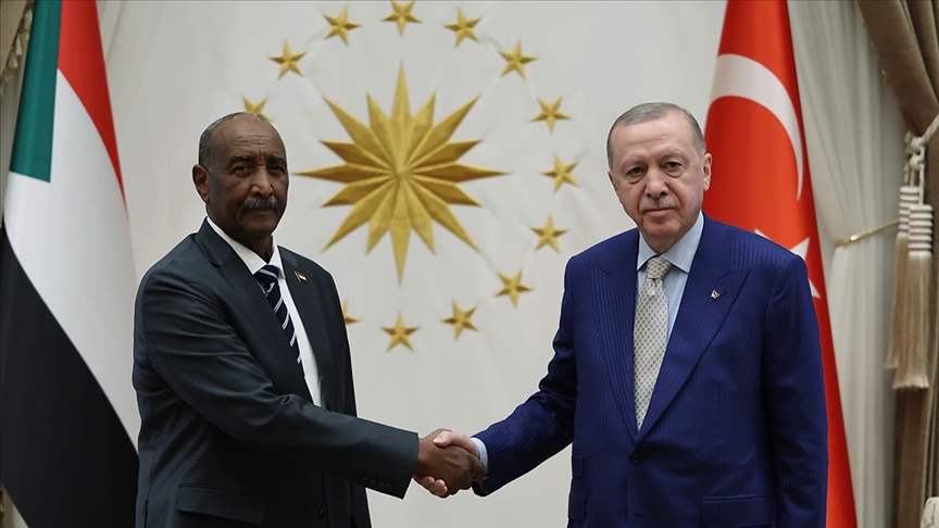 Cumhurbaşkanı Erdoğan, Sudan Egemenlik Konseyi Başkanı Burhan ile telefonda görüştü — Detaylı Analiz