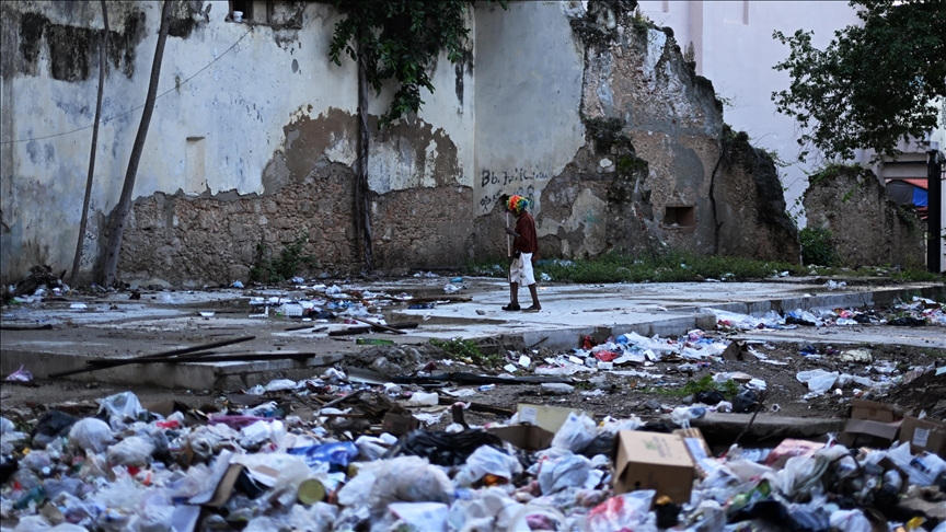 Ülkelere uygulanan "yaptırımlar" her yıl 564 bin kişinin hayatını kaybetmesine neden oluyor