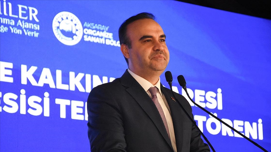 Bakan Kacır: Türkiye'yi yüksek katma değerli üretimin adresi haline getirdik — Detaylı Analiz
