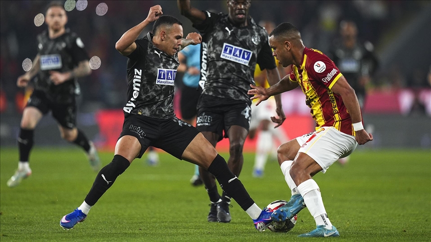 Göztepe ile Alanyaspor 2-2 berabere kaldı — Detaylı Analiz