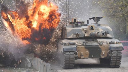 Japonya'da tank tatbikatında patlama, 3 asker hayatını kaybetti