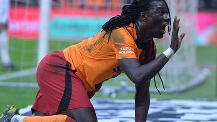 Galatasaray'da Bafetimbi Gomis ve Cenk Ergün geri dönüyor