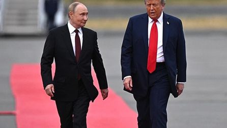Putin, Trump ile İran hakkında telefon görüşmesi yaptı