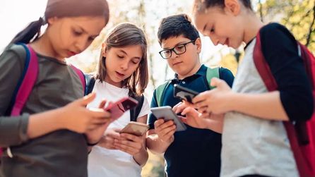 Türkiye'de Sosyal Medya İçin 15 Yaş Sınırı Getiren Yasa Çıktı