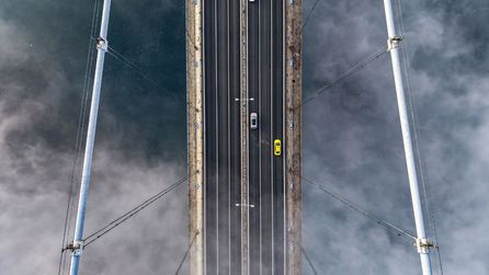 İstanbul'da yoğun sis köprüde etkileyici manzara oluşturdu