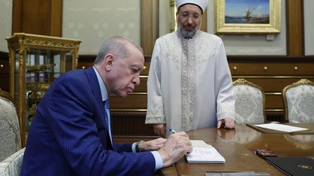 Cumhurbaşkanı Erdoğan Kurban Vekaletini Diyanet Vakfı'na Verdi