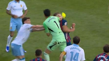 Esteban Andrada'ya 13 maç men cezası verildi