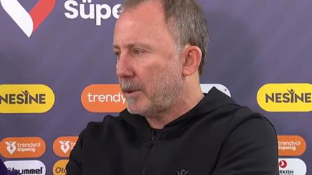 Sergen Yalçın, Samsunspor maçı sonrası oyuncuların motivasyonunu eleştirdi