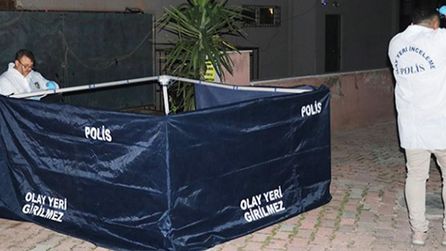 Antalya'da yol kenarında bir adamın cesedi bulundu