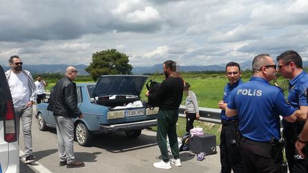 Mersin'de cinayet zanlısı Antalya'da çocuklarıyla birlikte yakalandı