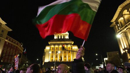 Komşuda sandıktan ezici zafer çıktı! En çok Putin sevinecek