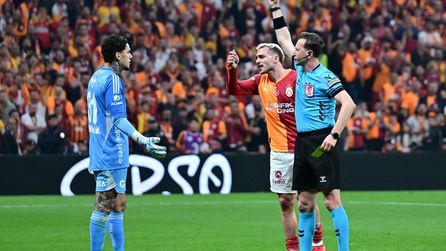 Ederson, kırmızı kartla disiplin kuruluna sevk edildi