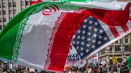 ABD ve İran görüşmeleri ertelendi, anlaşma süreci devam ediyor