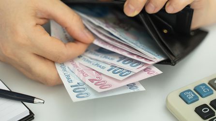 Motorin fiyatlarında indirim, 70 TL seviyesinin altına geriledi