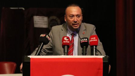 Uşak Belediye Başkanı Özkan Yalım'ın Hayatı ve Siyasi Kariyeri