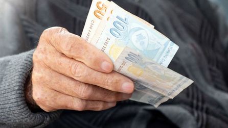 Kurban Bayramı'nda emeklilere ödenecek ikramiye tutarı belirlendi