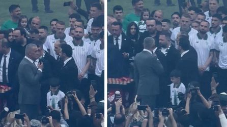 Bursaspor'un şampiyonluk kutlamasında protesto yaşandı