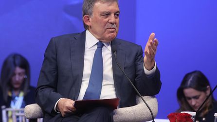 Abdullah Gül Yunanistan'da Küresel Kriz Üzerine Konuştu