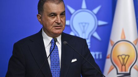 Ömer Çelik'ten Macron'un açıklamalarına tepki