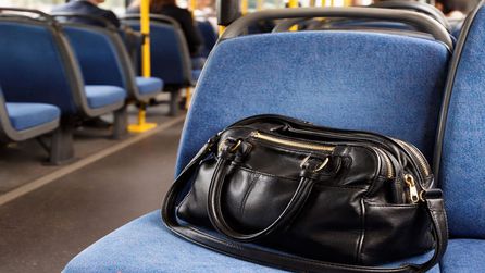 Diyarbakır'da Otobüste Bulunan Çanta Sahibine Ulaştırıldı