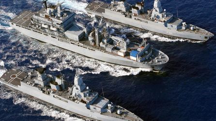 Almanya Savunma Bakanı'ndan Hürmüz Boğazı açıklamaları