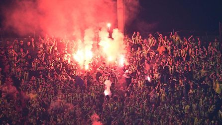 Fenerbahçe taraftarları Tedesco'ya destek kampanyası başlattı