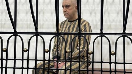 Suriye'de tarihi dava: Eski güvenlik şefi yargılandı