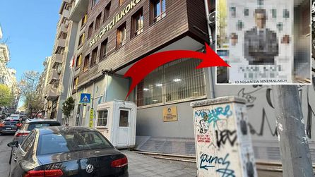İstanbul'da okul önündeki afiş, velilerden tepki topladı