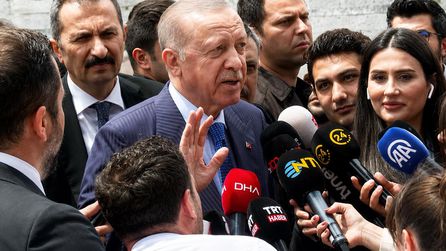Cumhurbaşkanı Erdoğan, lokum ikramını geri çevirdi