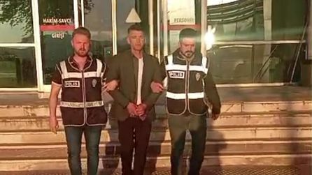 21 yıl firari kalan cinayet hükümlüsü İzmir'de yakalandı