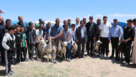 Eyyübiye Belediyesi tarım işçilerine Kurban Bayramı'nda destek sağladı