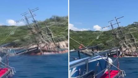 Marmaris'te tur teknesinin batışı anbean kaydedildi