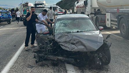 Adıyaman'da trafik kazasında aynı aileden 3 kişi yaşamını yitirdi